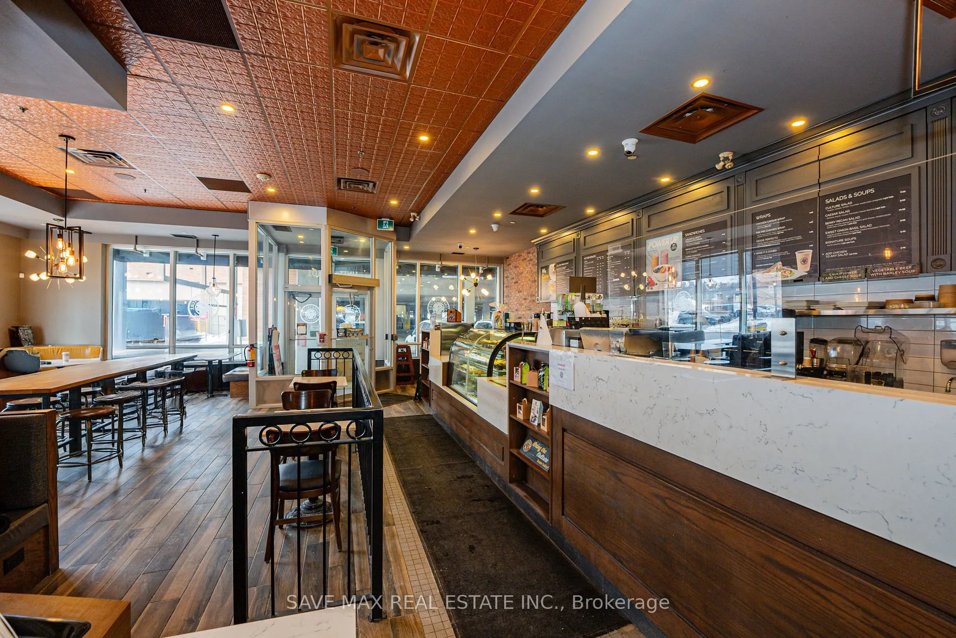 515 Lakeshore Road E, #101