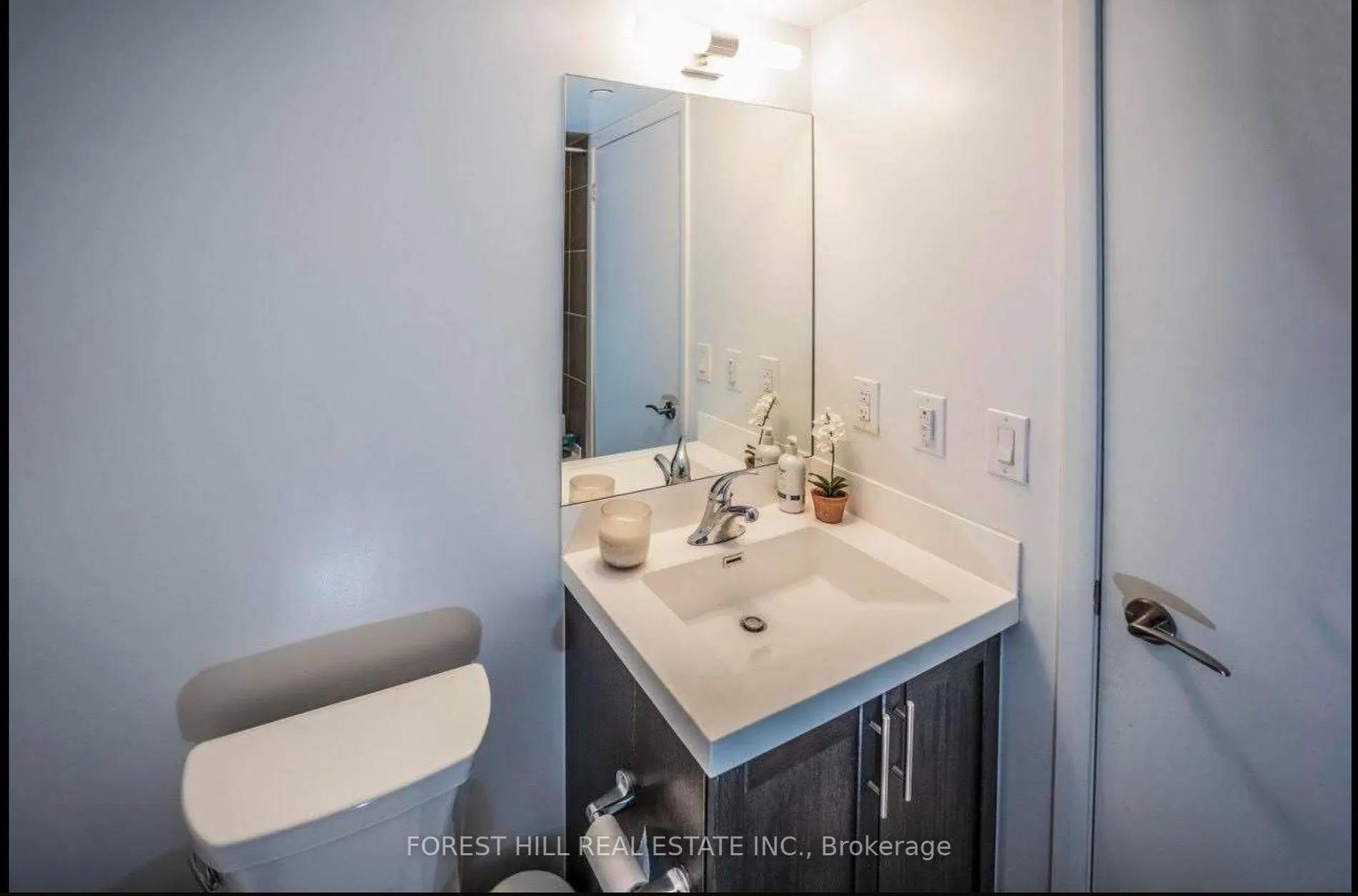 3091 Dufferin Street, #208