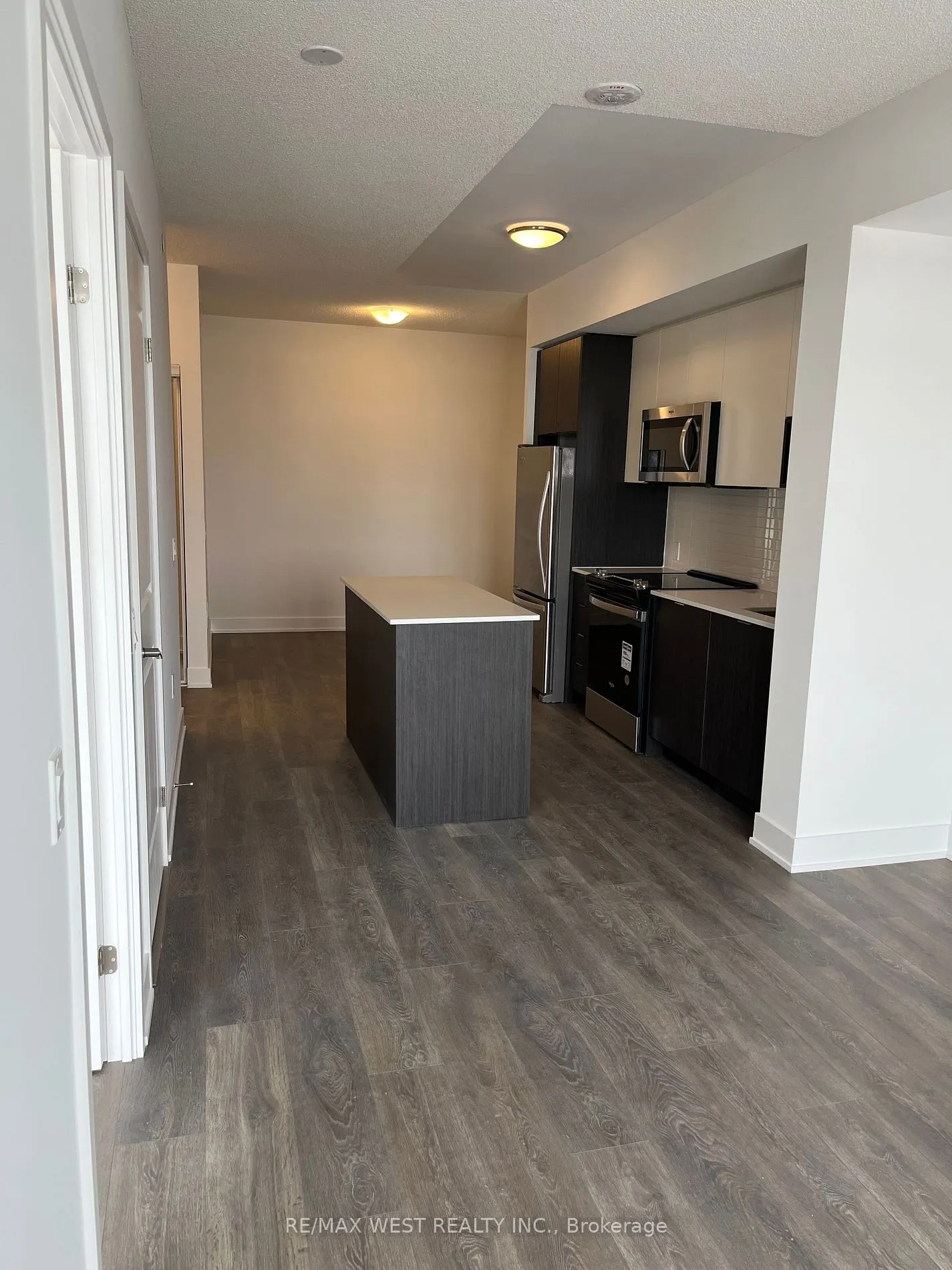 202 Burnhamthorpe Rd E N, #506W