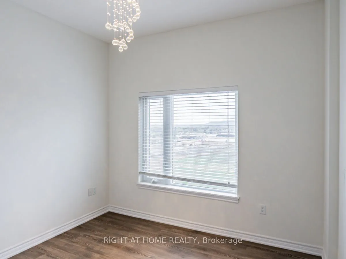 716 Main Street E, #1108