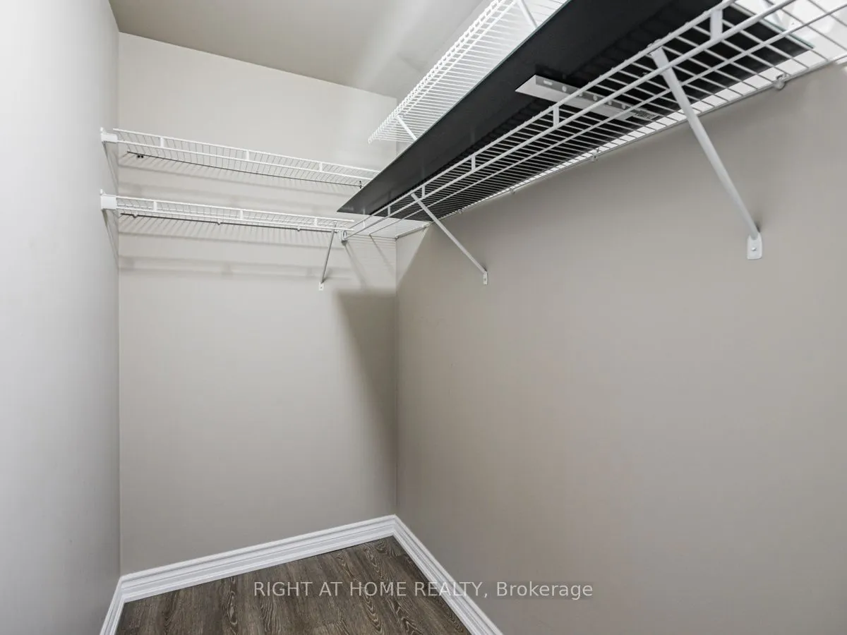 716 Main Street E, #1108