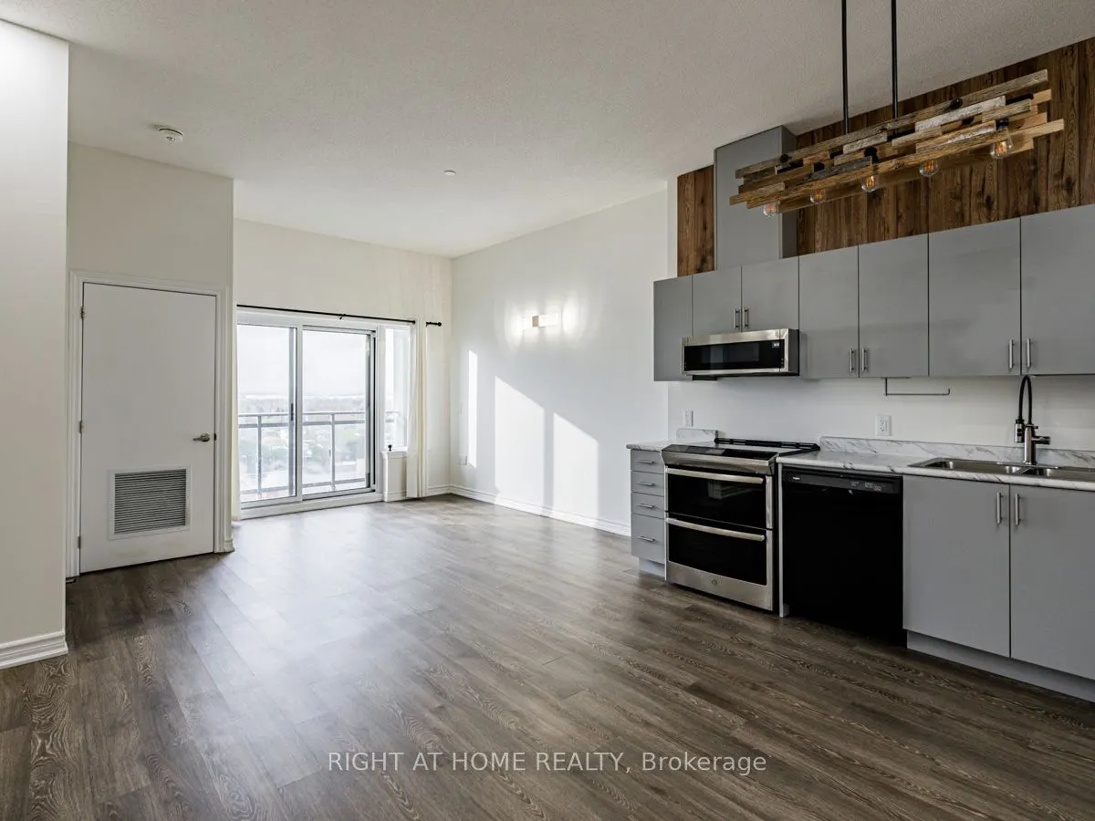 716 Main Street E, #1108