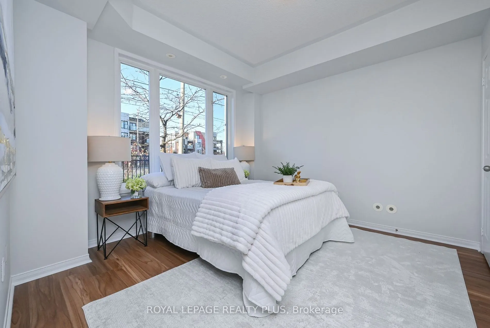 3056 Eglinton Avenue W, #59