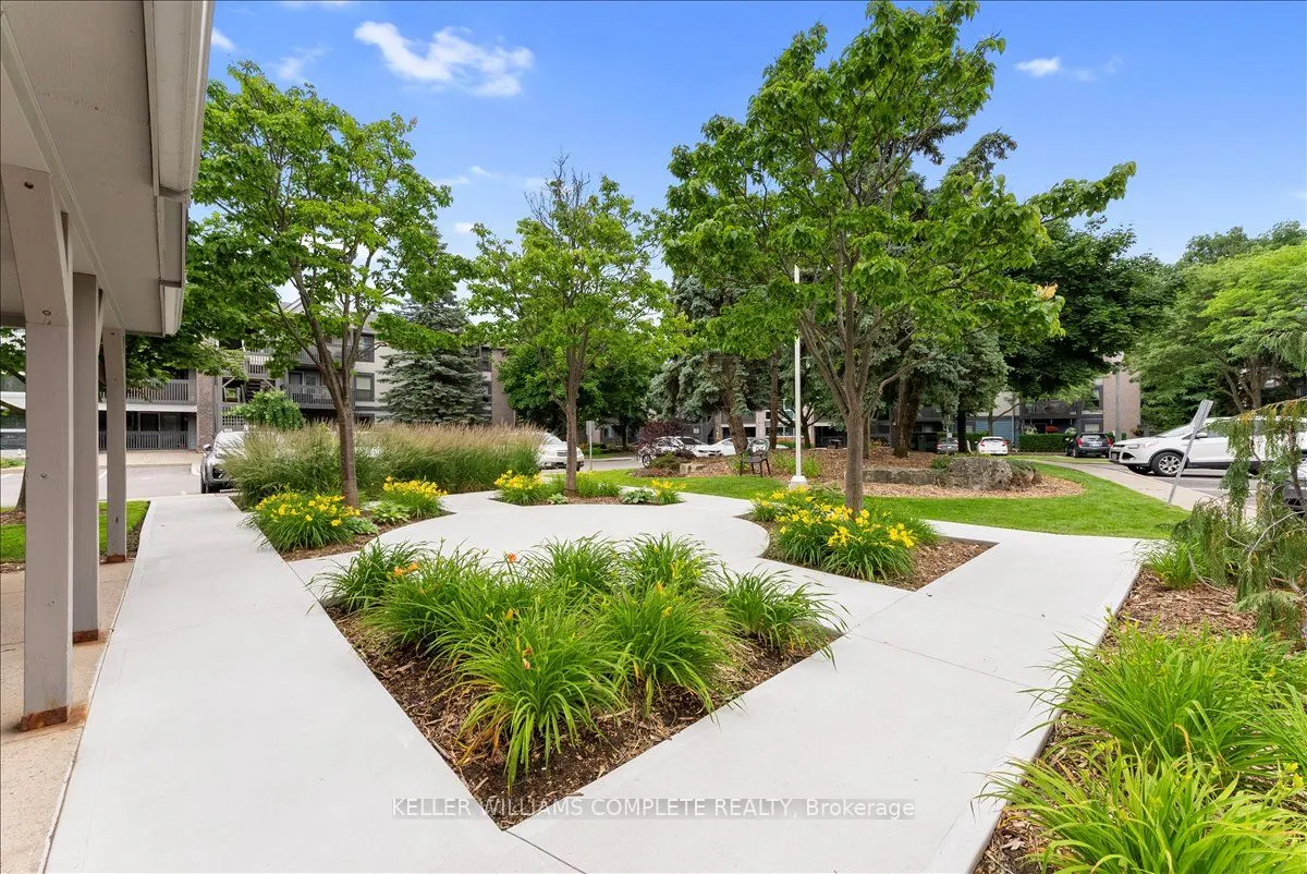 2010 CLEAVER Avenue, #211