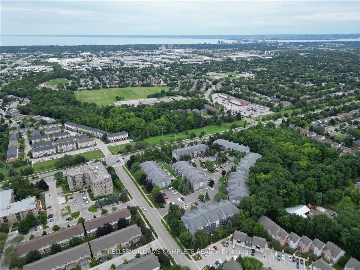 2010 CLEAVER Avenue, #211