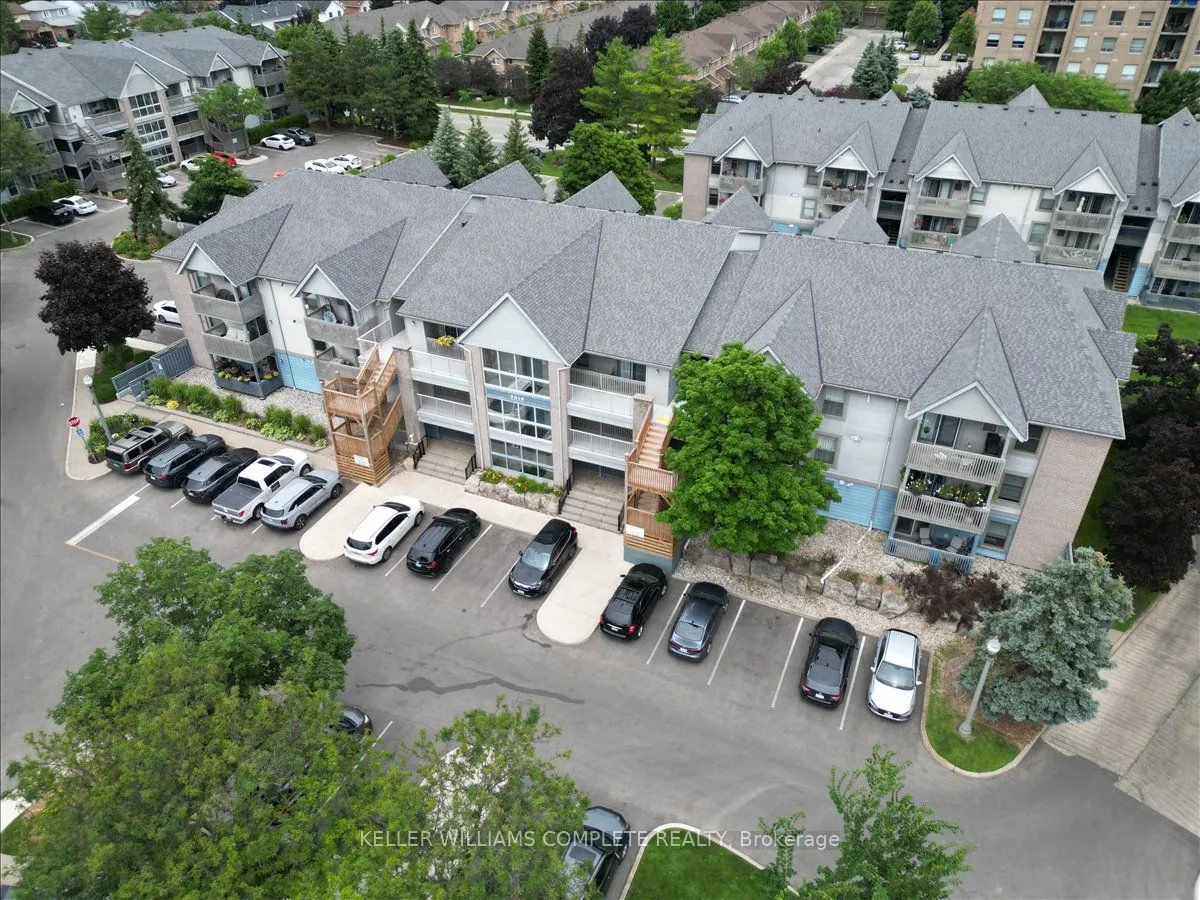 2010 CLEAVER Avenue, #211