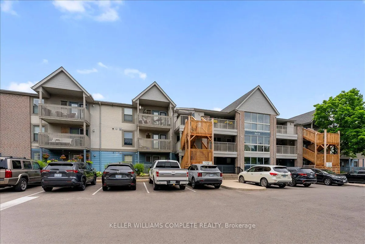 2010 CLEAVER Avenue, #211