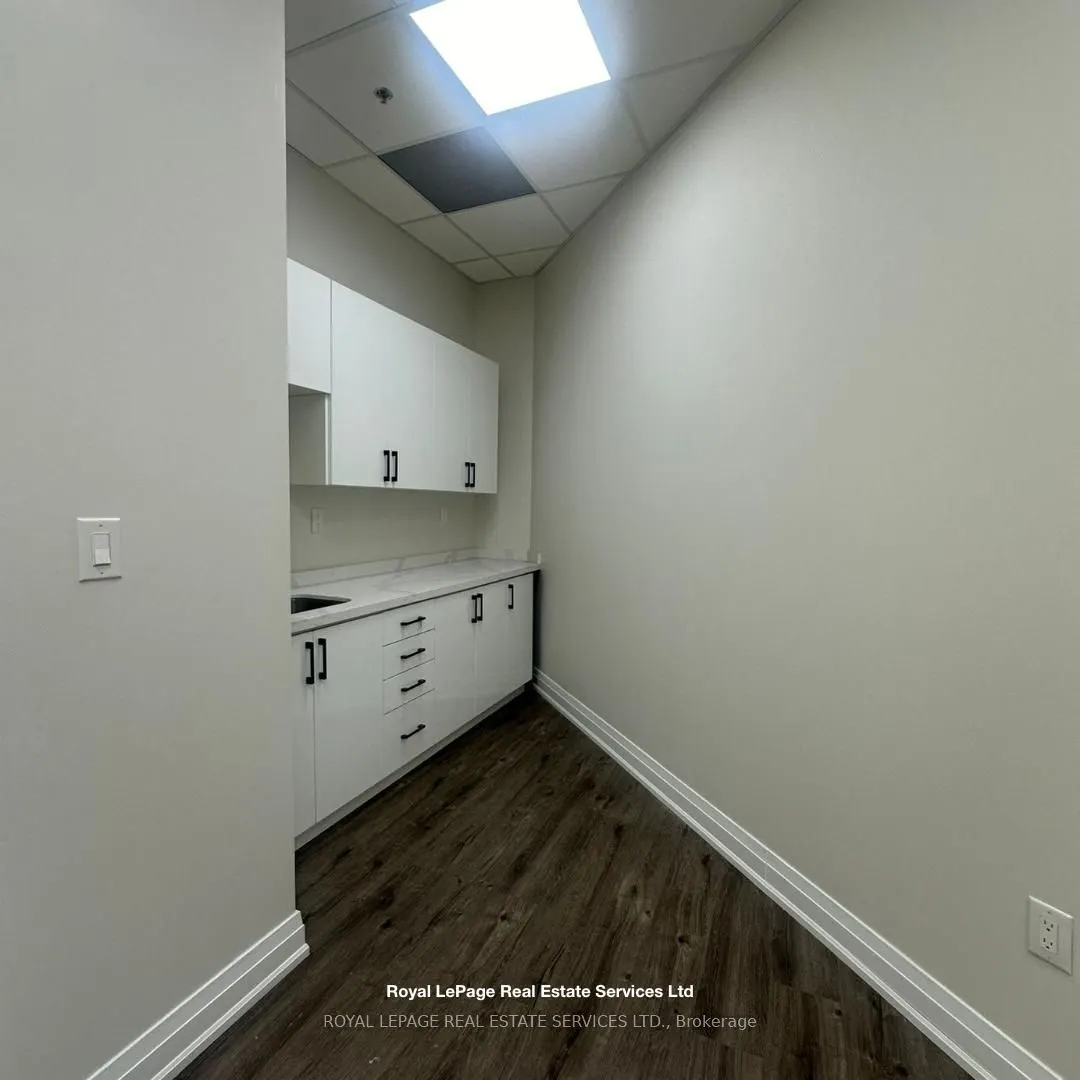 7956 torbram Road, #30