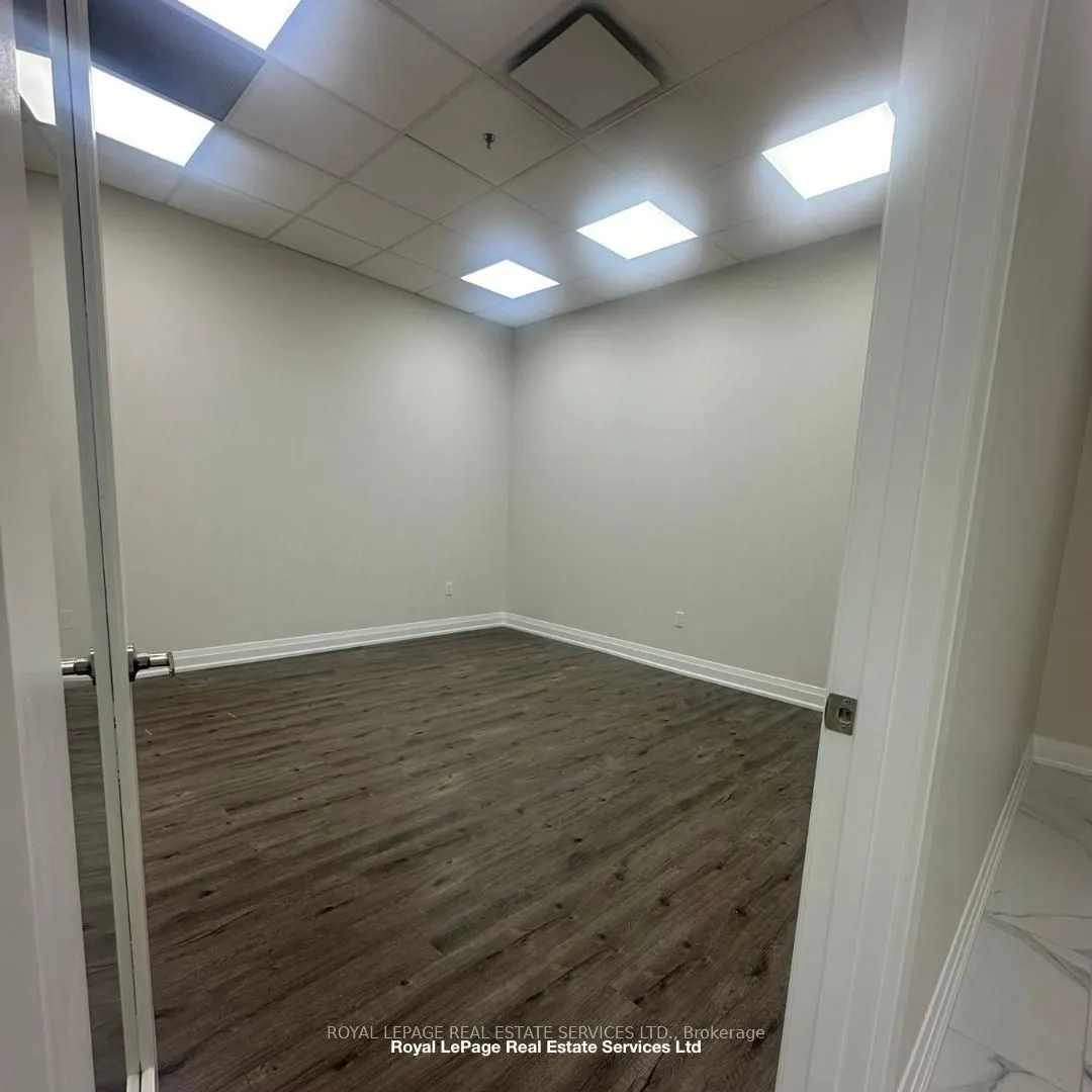7956 torbram Road, #30