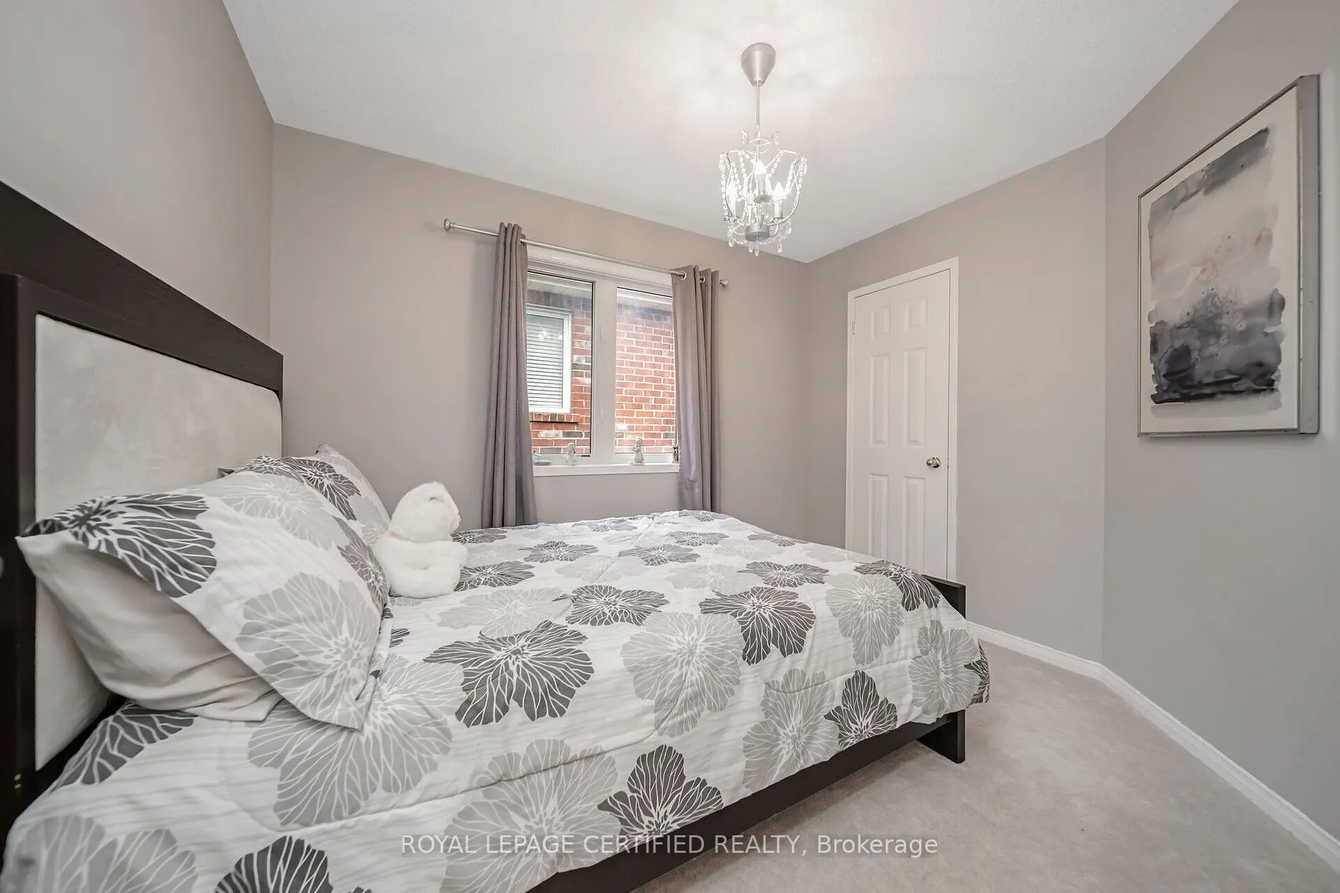 16 Gulfbrook Circle