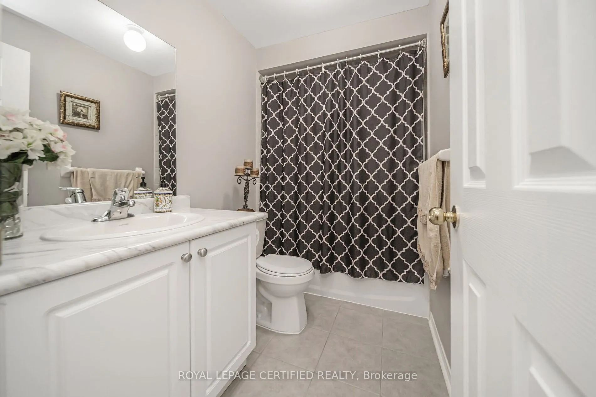 16 Gulfbrook Circle