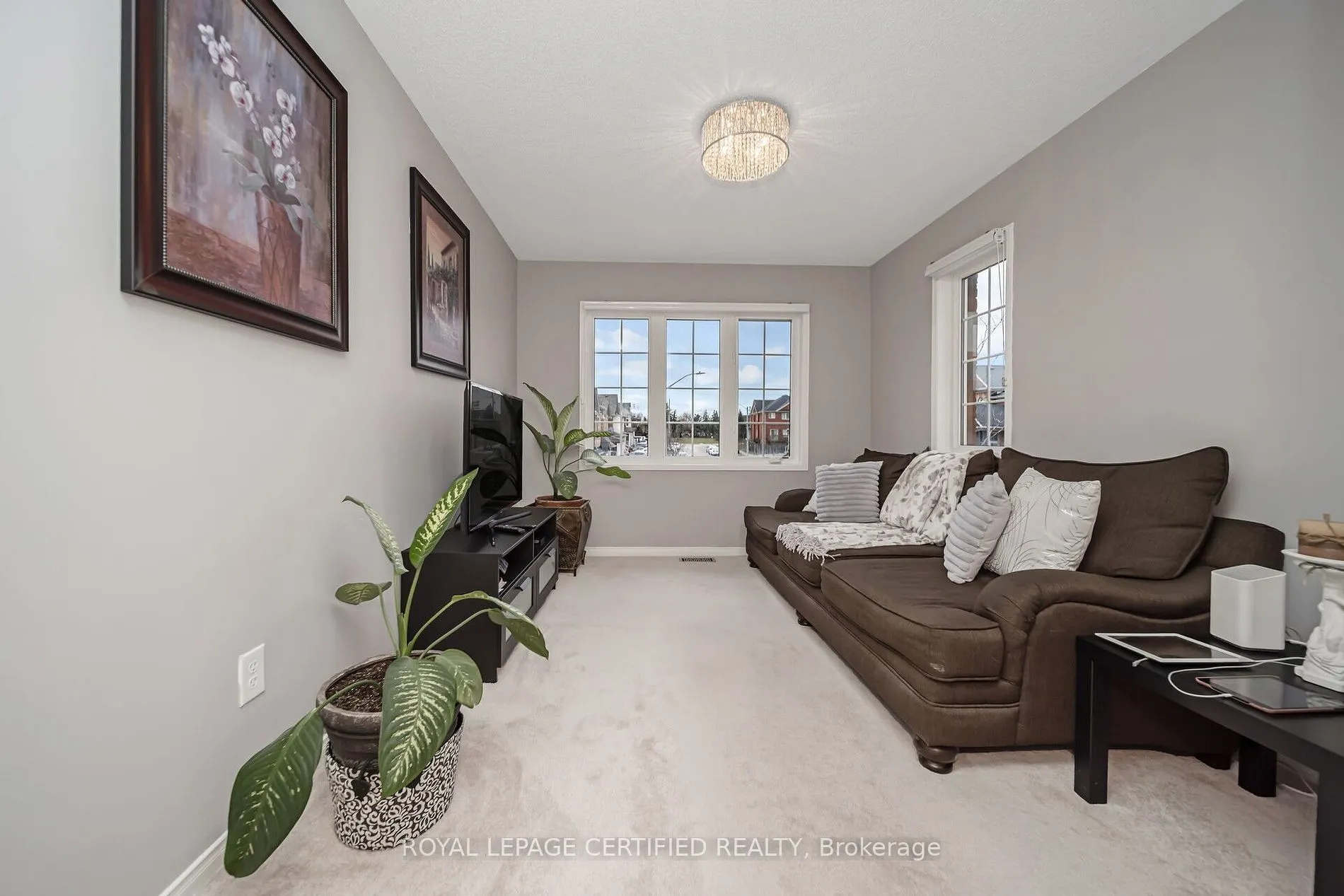 16 Gulfbrook Circle