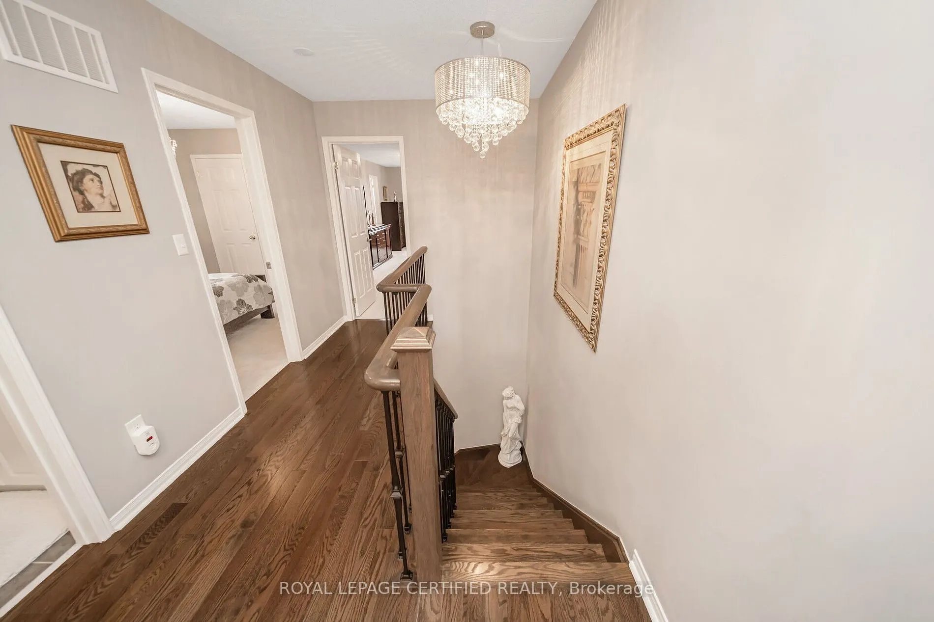 16 Gulfbrook Circle