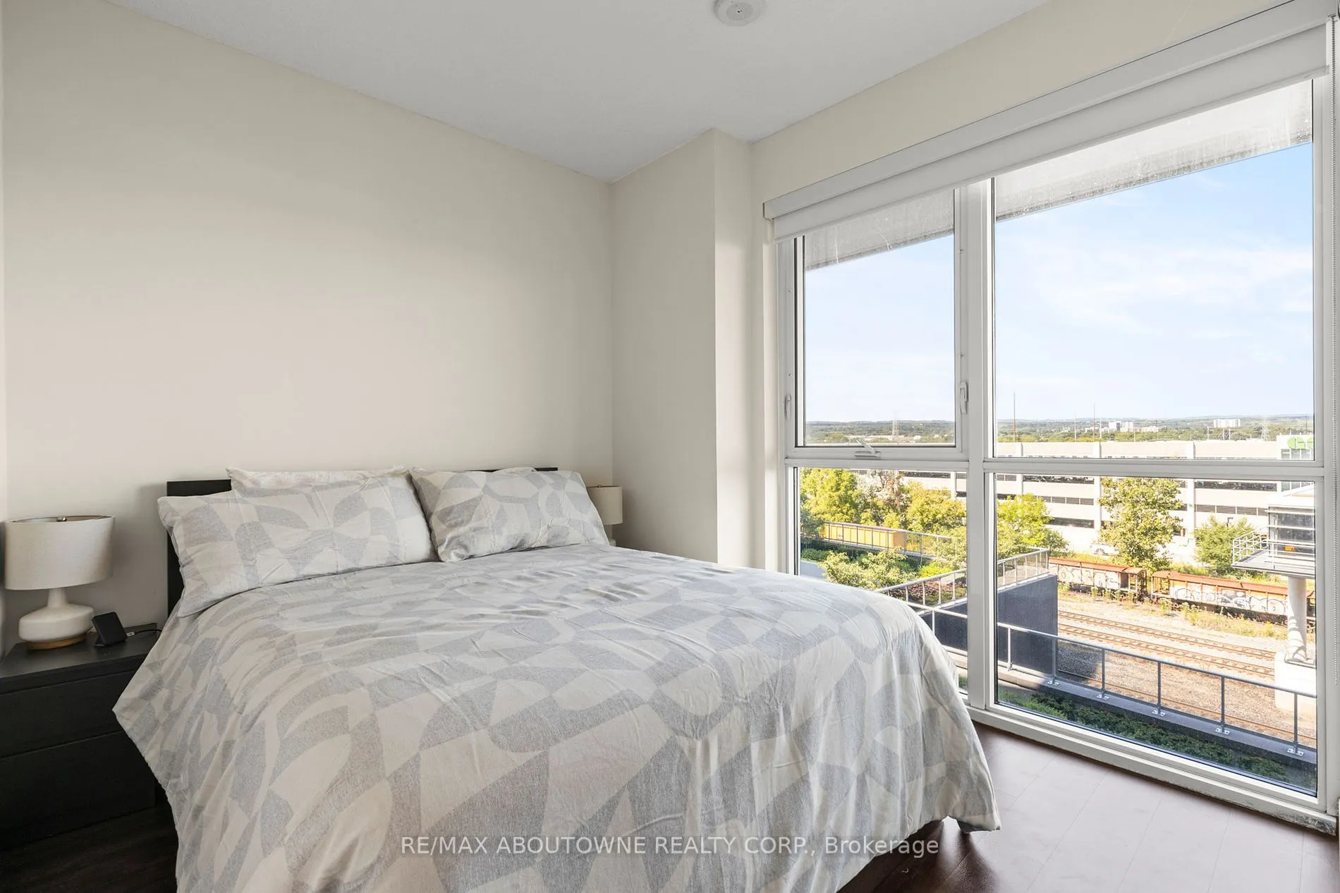 2087 Fairview Street, #608