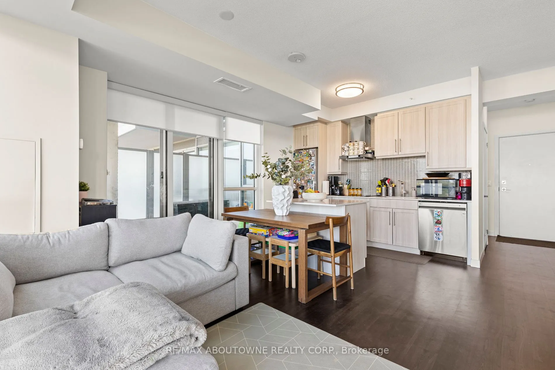 2087 Fairview Street, #608