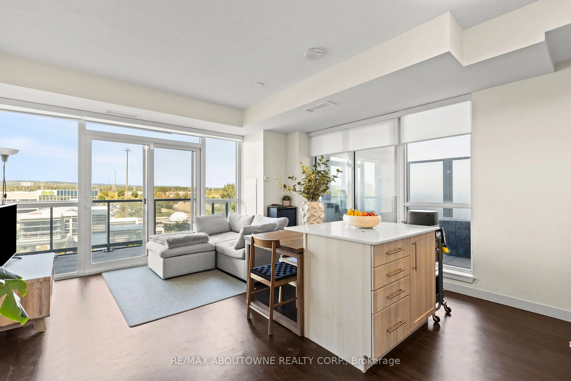 2087 Fairview Street, #608