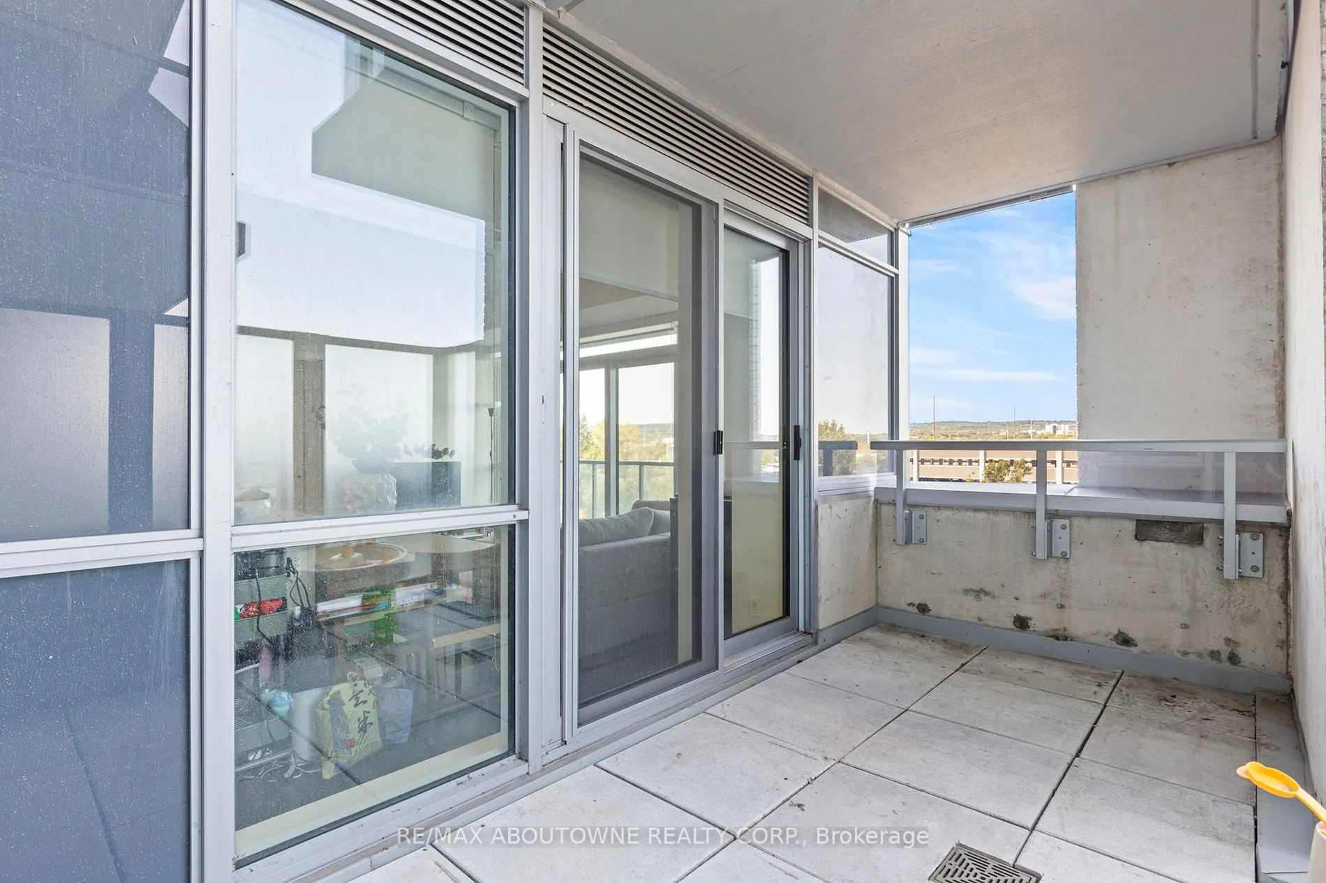 2087 Fairview Street, #608