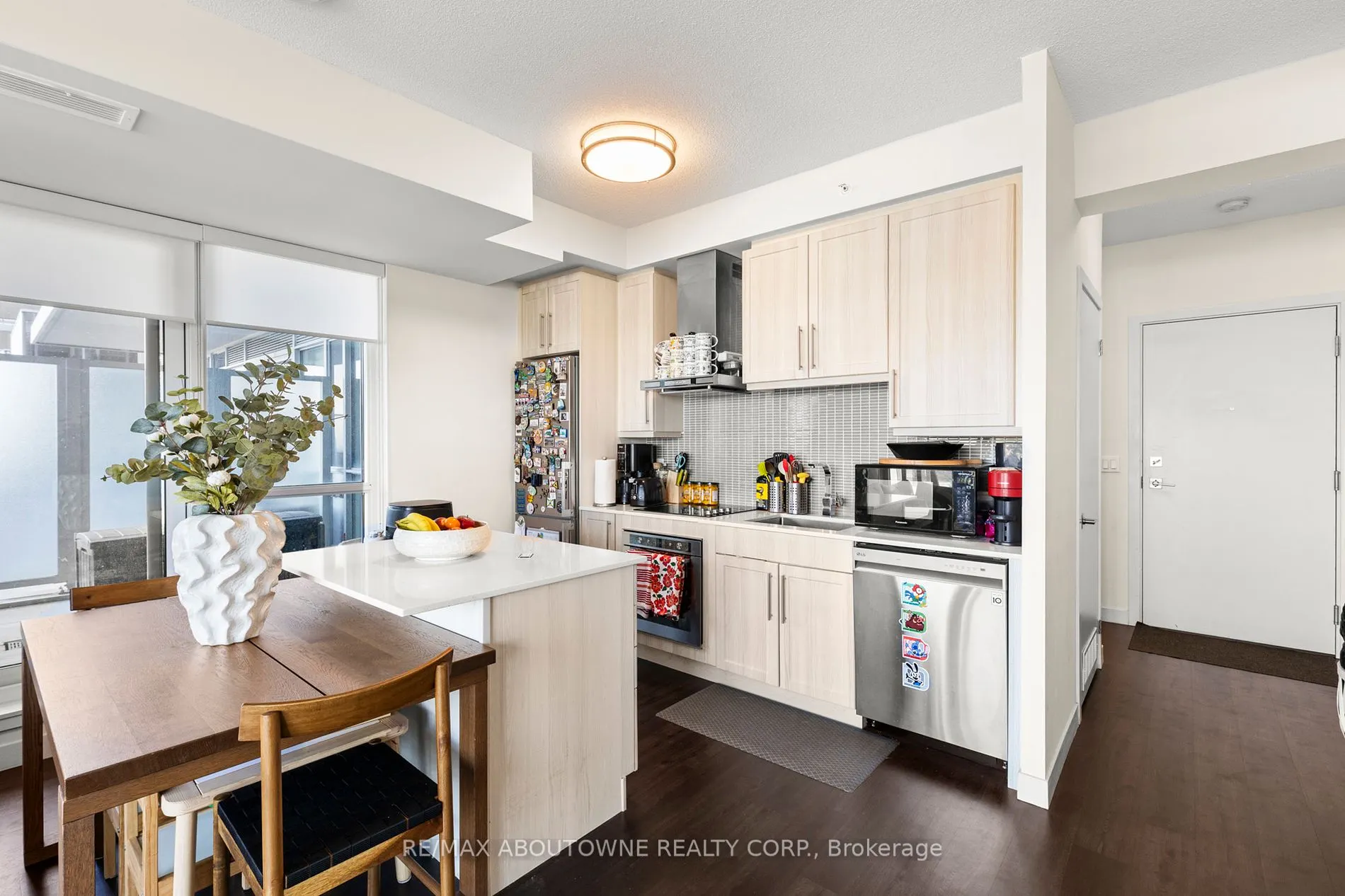 2087 Fairview Street, #608