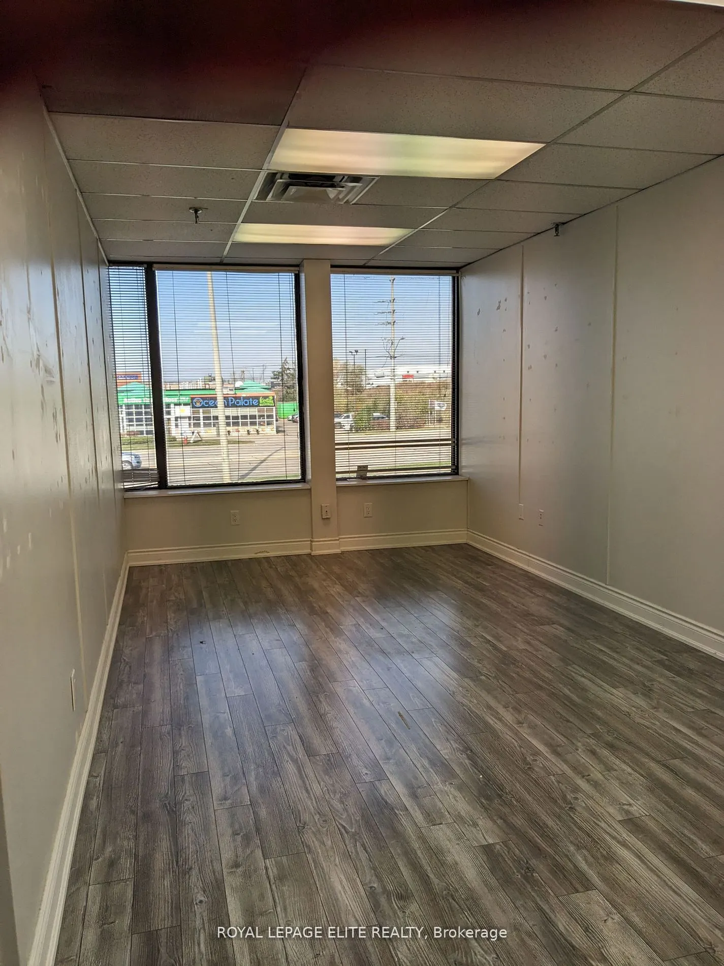 1150 EGLINTON AVE EAST Avenue, #203