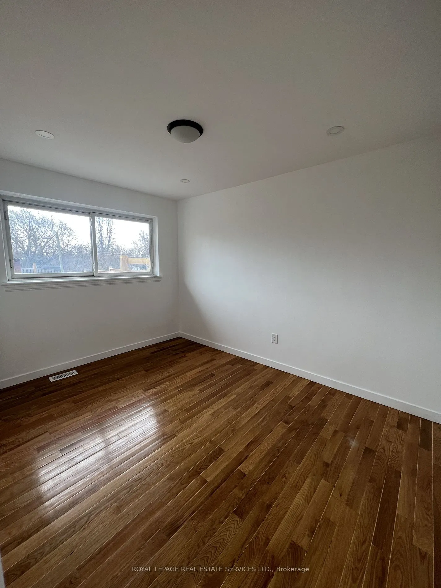 2202 Mount Forest Drive, #Upper Level