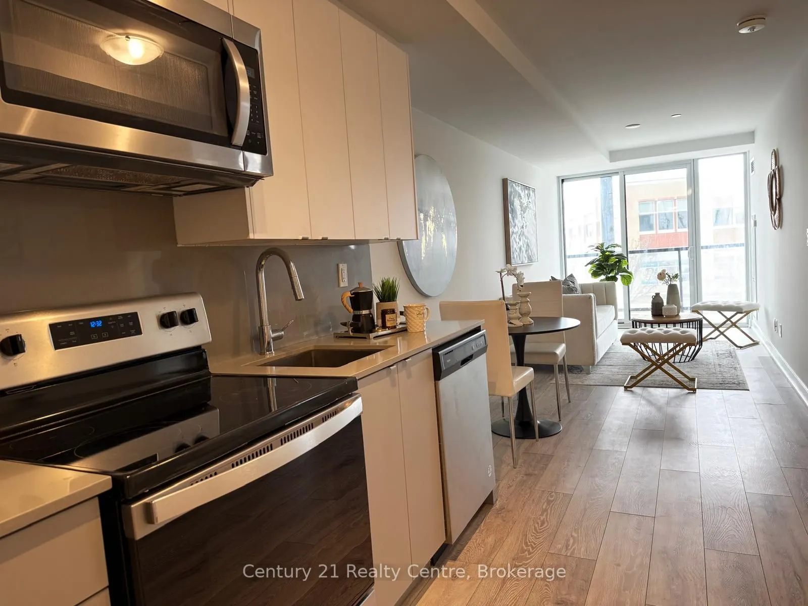 3210 Dakota Common, #A221