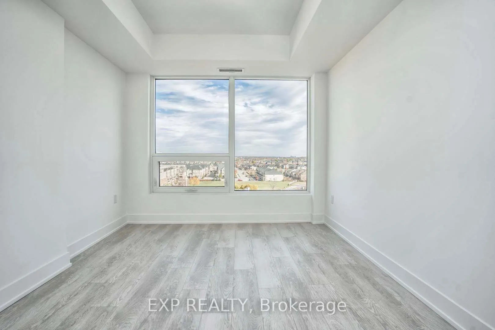 2450 Old Bronte Road, #708
