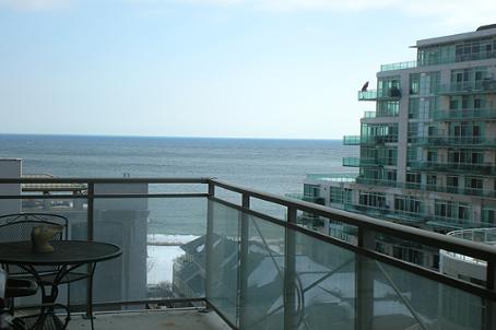 88 Palace Pier Crt, #906