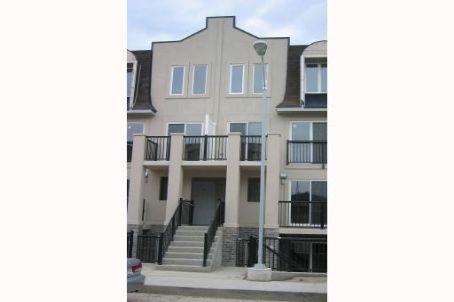 85 George Appleton Way #2028