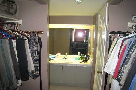 1271 Walden Circ, #1201