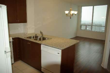 3504 Hurontario St, #2701