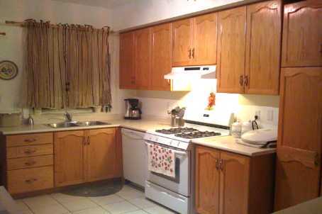 958 The Queensway
