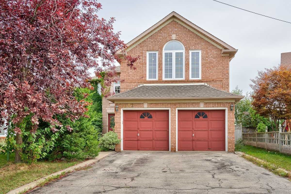 1142 Old Oak Dr, Oakville