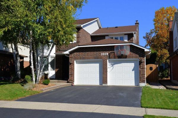 2039 Summer Wind Dr, Burlington