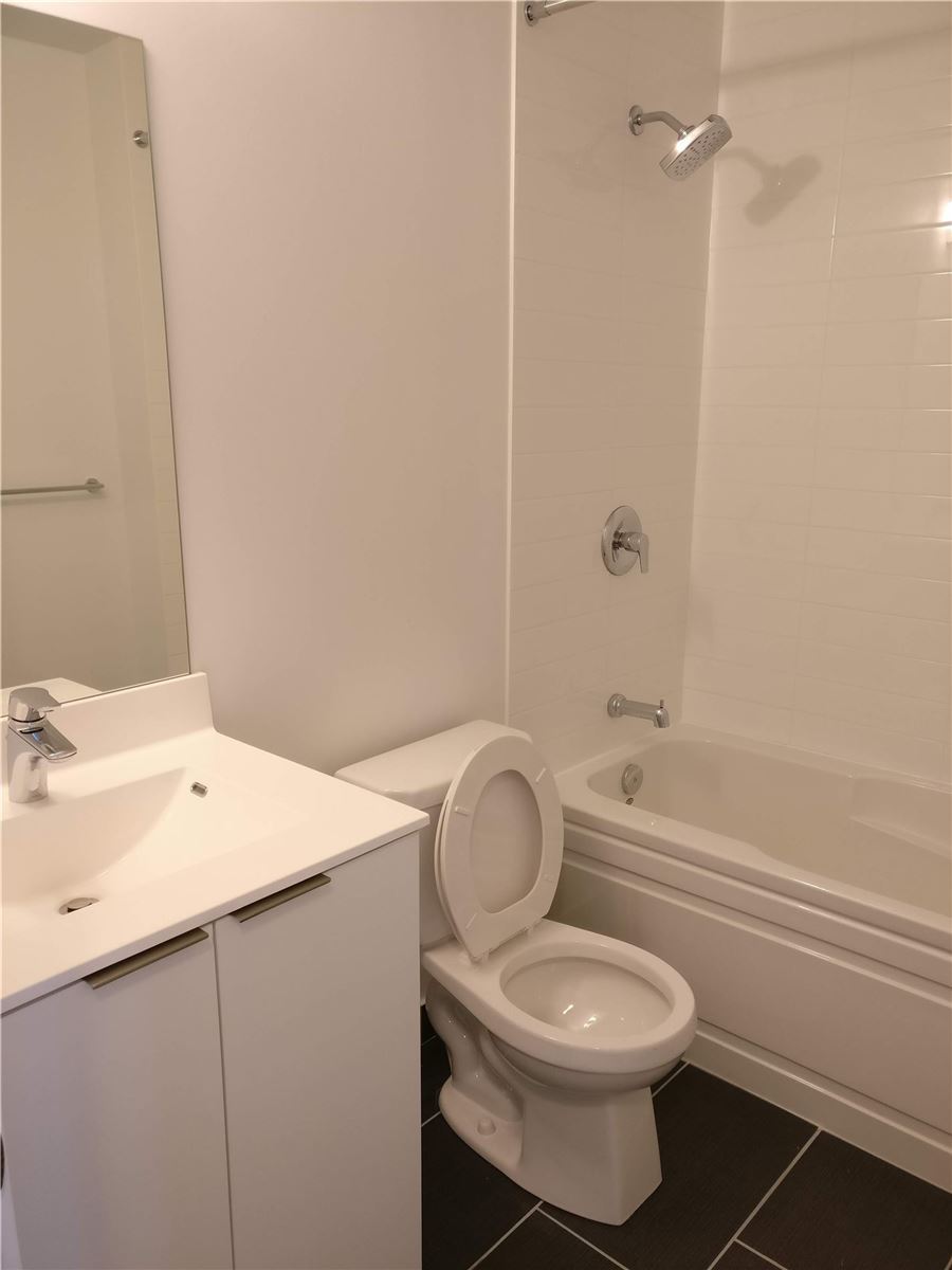 30 Shore Breeze Dr, #1217