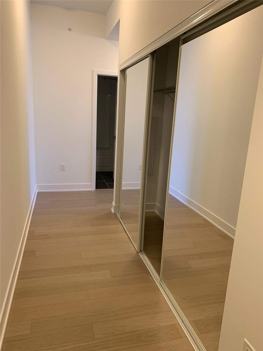 30 Shore Breeze Dr, #1217