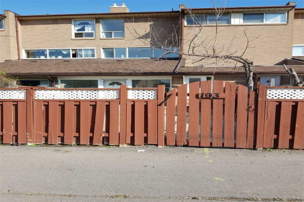 262 John Garland Blvd 262 John Garland Blvd