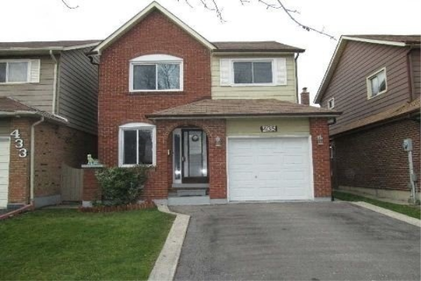 435 Hansen Rd N, Brampton