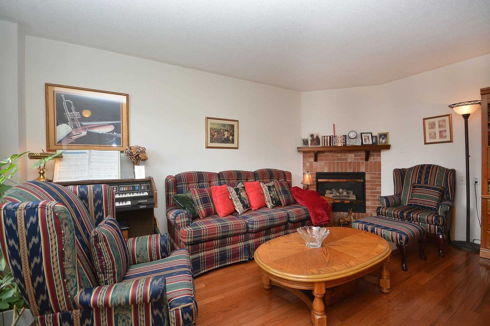 Listing W4634139 - Large Photo # 8