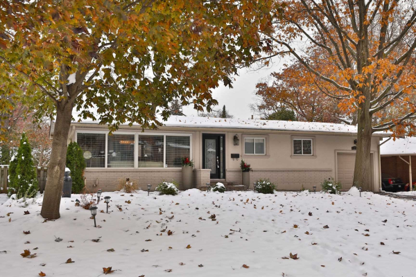 1255 Gainsborough Dr, Oakville