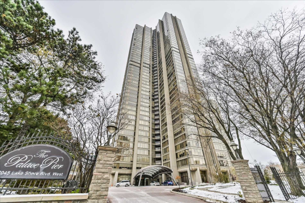 2045 Lake Shore Blvd W 2045 Lake Shore Blvd W