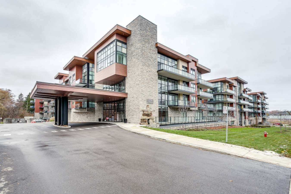 1575 Lakeshore Rd W, Mississauga
