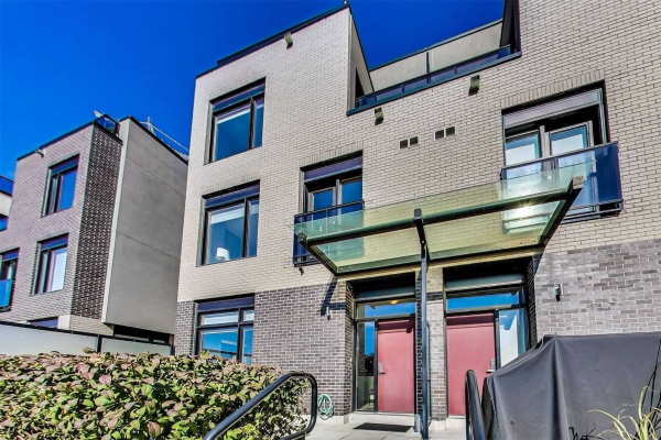 4010 Parkside Village Dr, Mississauga