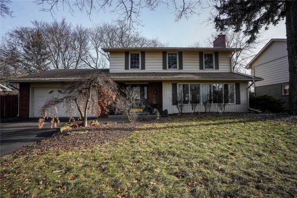 3386 Regal Rd, Burlington