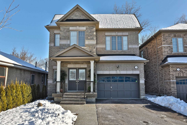 792 Glenbrook Ave, Burlington