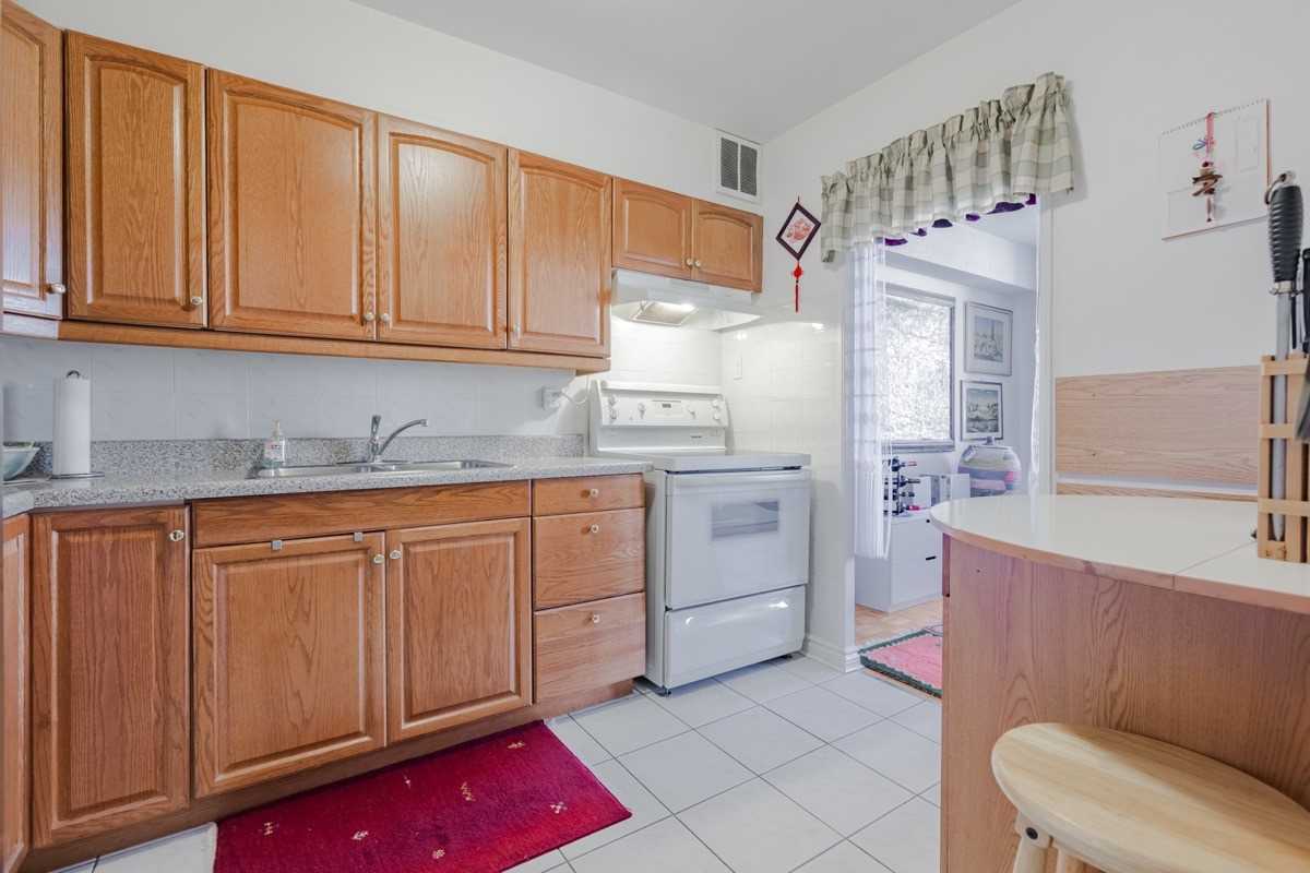 Listing W4674278 - Large Photo # 9