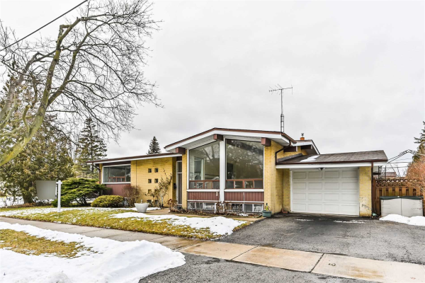 59 Beaumonde Heights Dr, Toronto