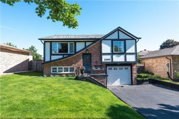 2299 Middlesmoor Cres, Burlington