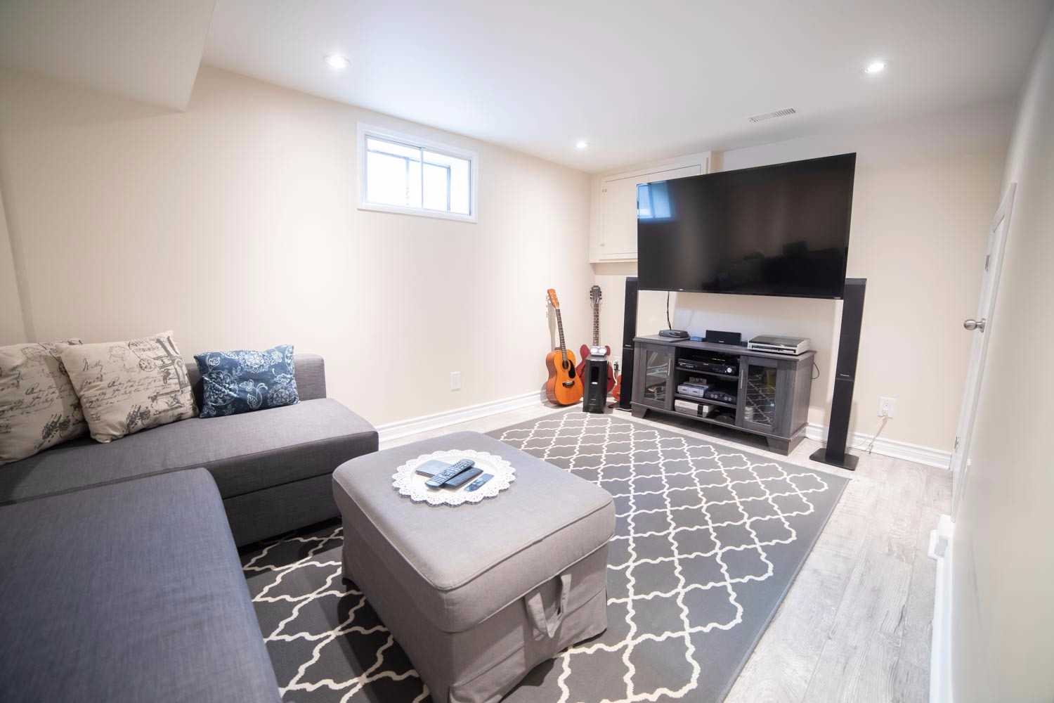 Listing W4696988 - Large Photo # 14