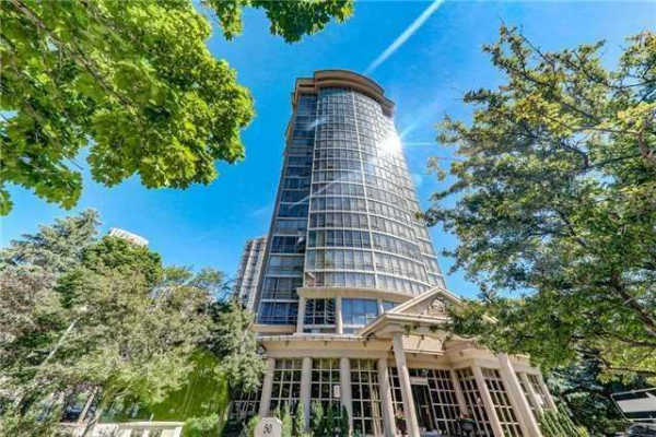 50 Eglinton Ave W, Mississauga