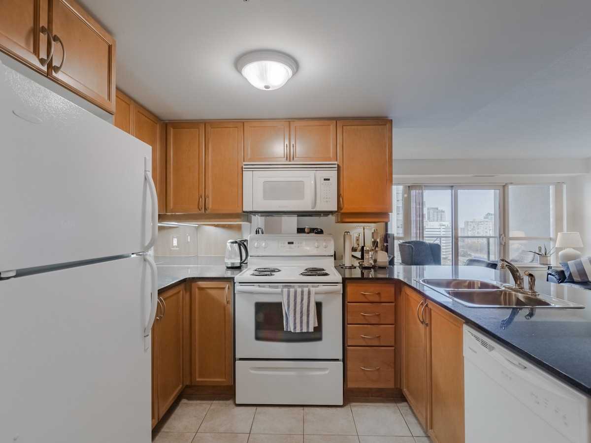 350 Princess Royal Dr, #1508